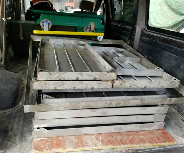 不銹鋼井蓋批發(fā)價(jià)格表