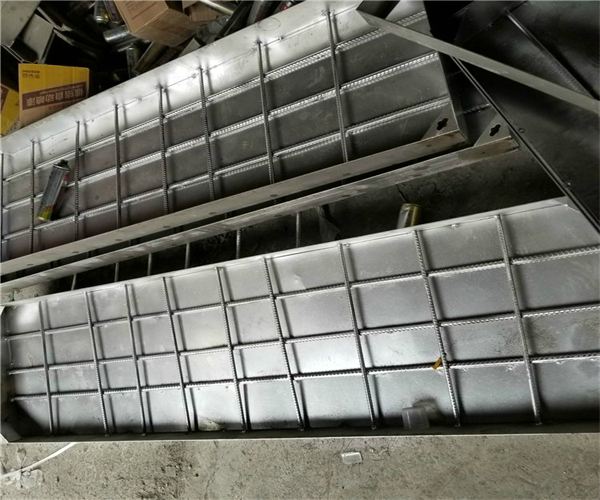 不銹鋼井蓋：城市建設的隱形英雄