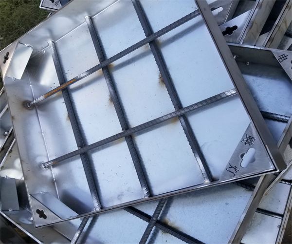 探秘不銹鋼井蓋的規格與型號：與美觀的結合