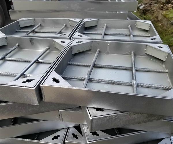 球墨鑄鐵井蓋c250與b125 球墨鑄鐵井蓋c250承載少噸