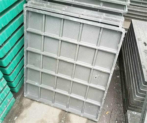 球墨鑄鐵井座和井蓋 球墨鑄鐵井座和井蓋哪個好