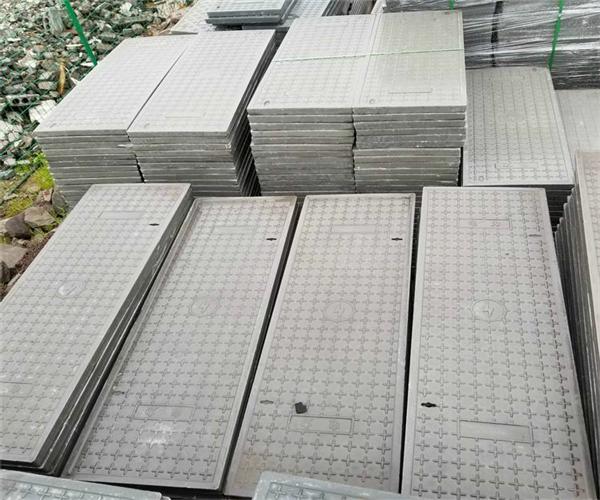 衛生間檢修口蓋板圖片 衛生間蓋板怎么安裝