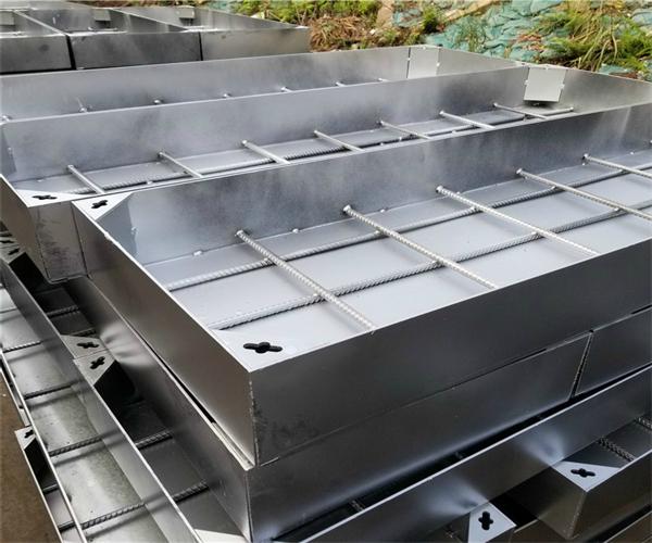 700球墨鑄鐵井蓋尺寸 鑄鐵井蓋規格尺寸表