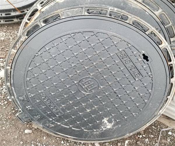 無防井蓋厚度 井蓋防護網安裝方法
