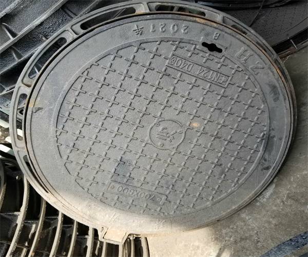 混凝土井圈圖片（水井用的水泥圈）