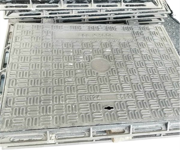 小區井蓋的是什么 井蓋人是什么意思