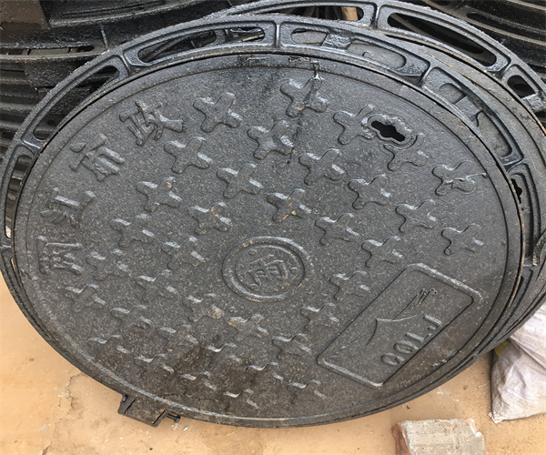 球墨鑄鐵井蓋用途分析 球墨鑄鐵井蓋各種型號及價格