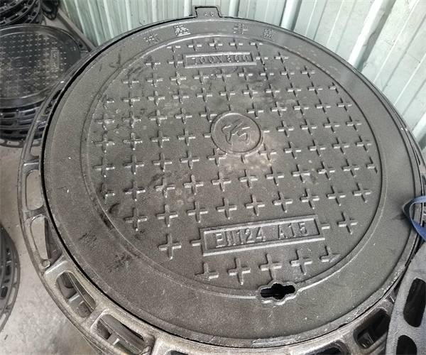 球墨鑄鐵井蓋規格型號表及價格圖 球墨鑄鐵井蓋規格型號表及價格圖片 球墨鑄鐵井蓋規格型號表及價格圖 球墨鑄鐵井蓋規格型號表及價格圖片