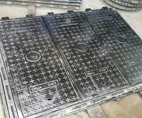 公路排水溝設(shè)計(jì)尺寸 高速公路排水溝