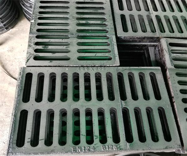 排水的佳選擇——450x750的雨水井篦子