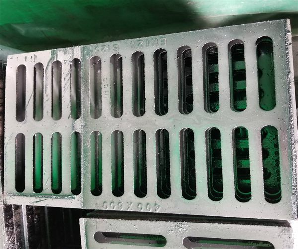 選擇球墨鑄鐵篦子，熱線電話等您來電！