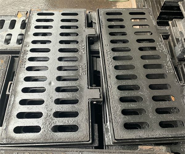 鑄鐵水溝蓋板廠家：選擇產品的關鍵