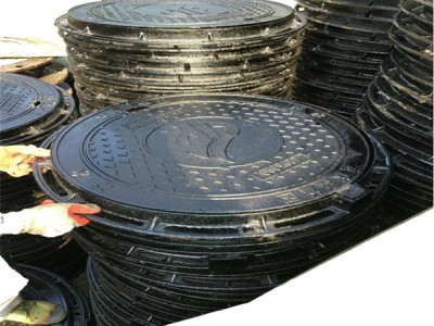 雨水井流槽規范 雨水井流槽照片