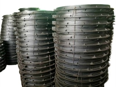 一個井蓋少斤 井蓋一個重