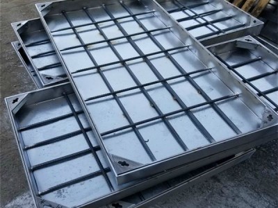 成都不銹鋼井蓋定做廠家：為城市建設(shè)解決方案