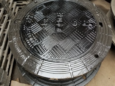 普通球墨鑄鐵井蓋價格少 普通球墨鑄鐵井蓋價格少一個