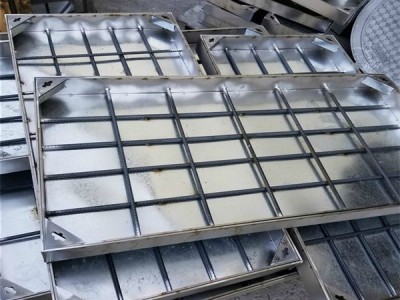 做不銹鋼井蓋設(shè)備的廠家，提升城市建設(shè)品質(zhì)的關(guān)鍵選擇