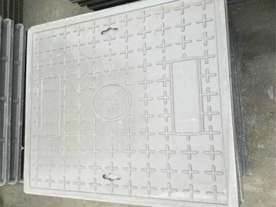 井蓋破損圖片前后對比照片 井蓋下面的圖片