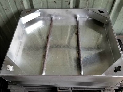 不銹鋼窨井蓋價(jià)格表：質(zhì)量與價(jià)格兼?zhèn)涞募堰x擇