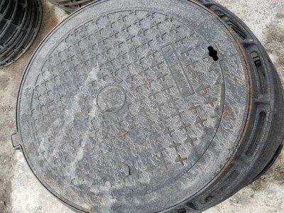 球墨鑄鐵井蓋防沉降國標是什么 球墨鑄鐵井蓋新檢測