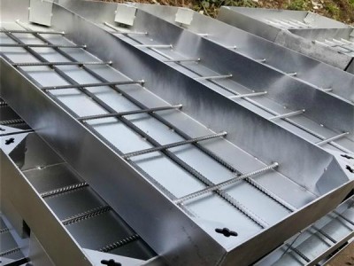 球墨鑄鐵井蓋圓形700 球墨鑄鐵井蓋圓形與方形的區別