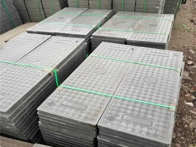 700＊800重型D400球墨鑄鐵井蓋 700＊800球墨鑄鐵井蓋重量