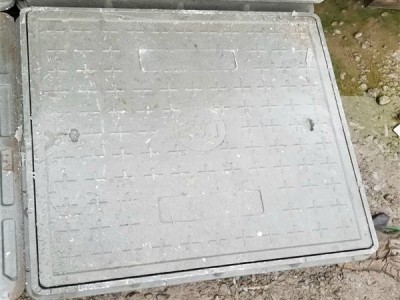 高分子復(fù)合井蓋 500*500 方形井蓋