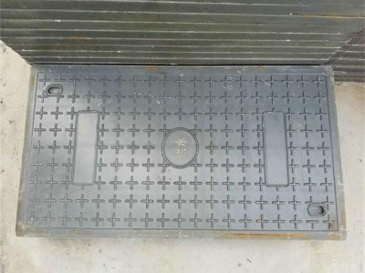 混凝土井蓋防盜鎖具安裝 井蓋如何上鎖圖片