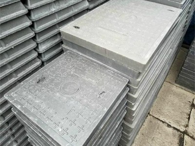 公路排水溝設(shè)計(jì)尺寸 高速公路排水溝