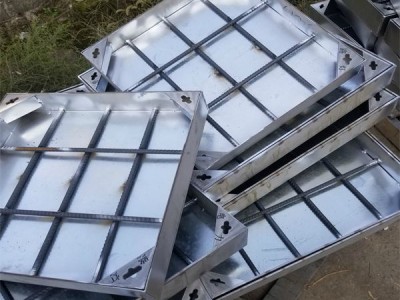 附近做不銹鋼隱形井蓋的廠家：品質(zhì)與服務(wù)的結(jié)合