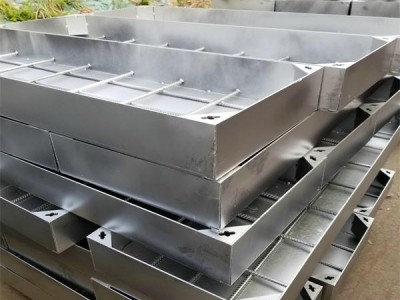 成品不銹鋼蓋板套什么定額 不銹鋼蓋板價格表